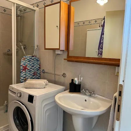 Casa Del Sole - Relax, Vista Mare, Garage Gratis A 5 Min Dal Centro Di Appartement San Remo