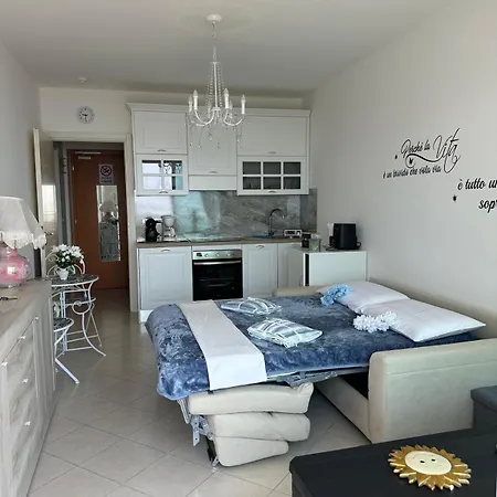 Casa Del Sole - Relax, Vista Mare, Garage Gratis A 5 Min Dal Centro Di * San Remo